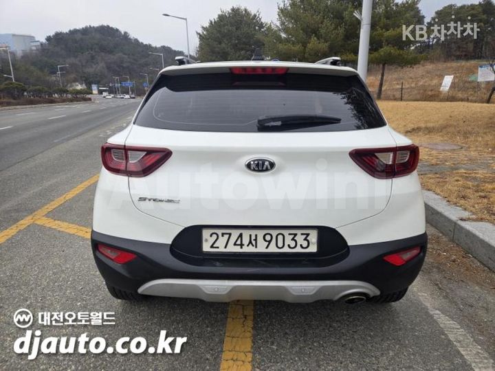 Kia Stonic 2019 — 3