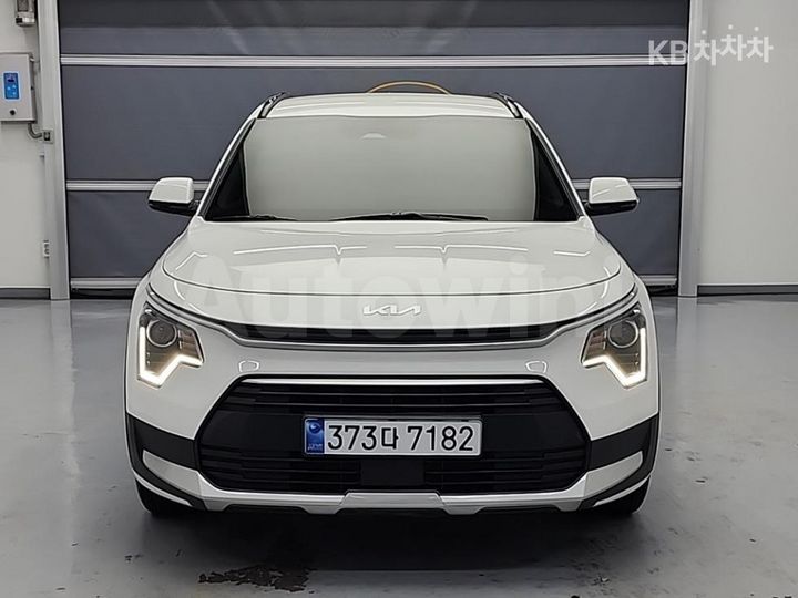 Kia Niro 2023 — 2