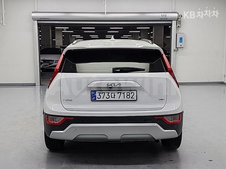 Kia Niro 2023 — 3