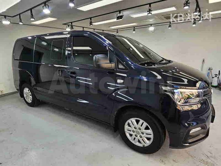 Hyundai Starex 2021 — 2
