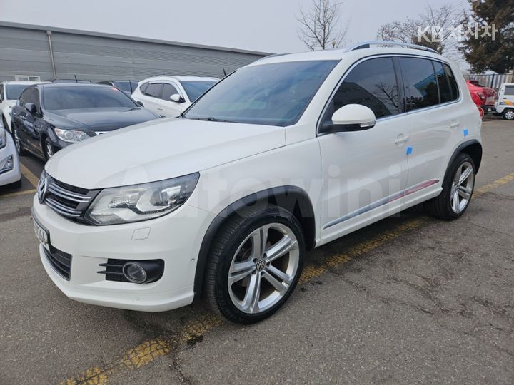Volkswagen Tiguan 2013 — 2