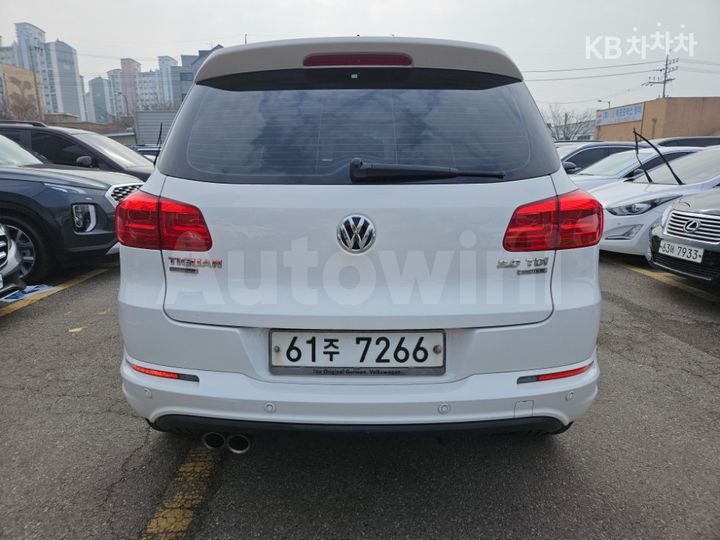 Volkswagen Tiguan 2013 — 3