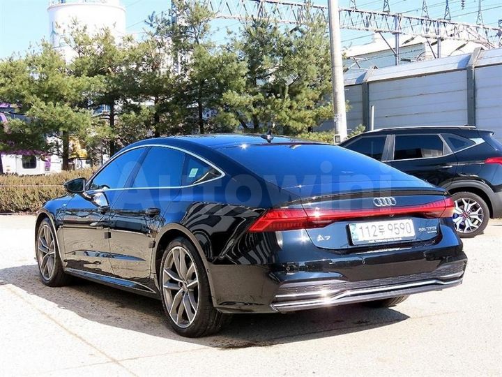 Audi A7 2021 — 3