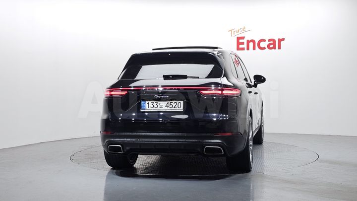 Porsche Cayenne 2021 — 4