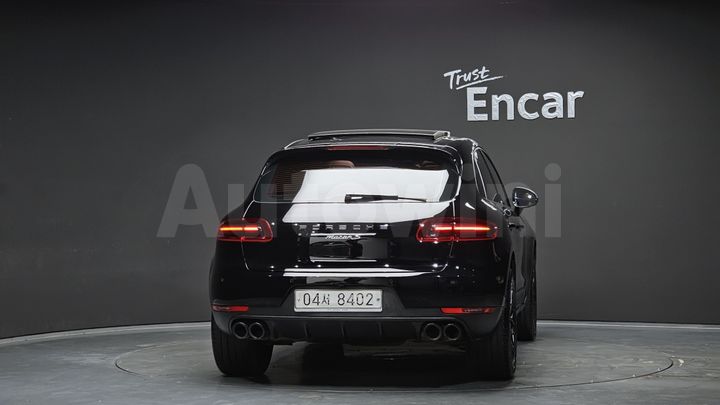 Porsche Macan 2017 — 4