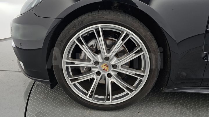 Porsche Panamera 2018 — 4