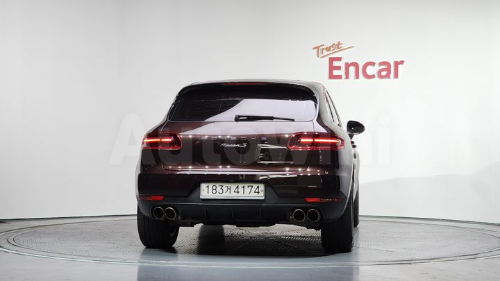Porsche Macan 2017 — 4