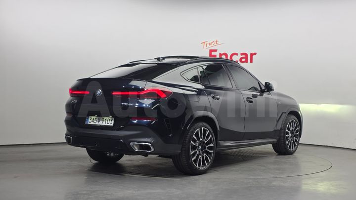 BMW X6 2025 — 2