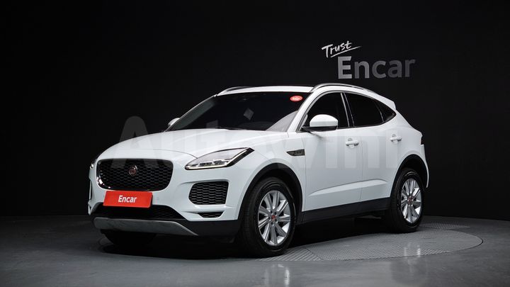 Jaguar E PACE