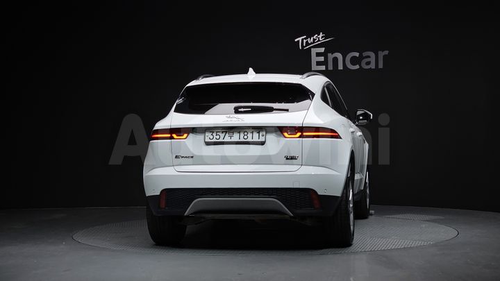 Jaguar E PACE 2019 — 4