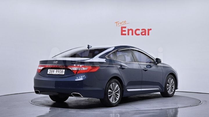 Hyundai Grandeur 2015 — 2