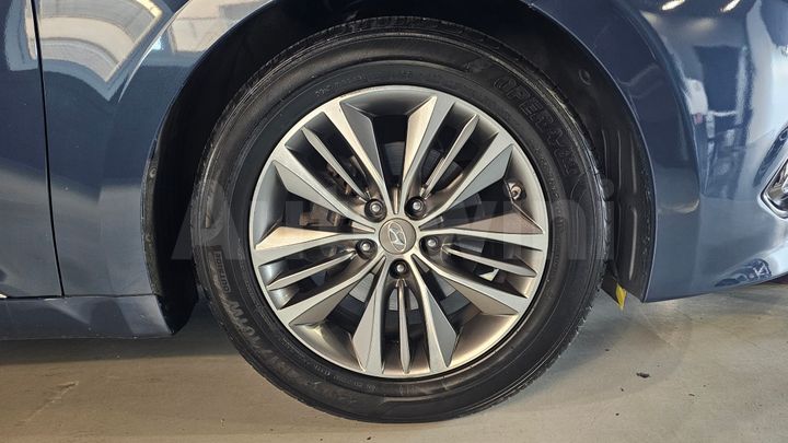 Hyundai Grandeur 2015 — 5