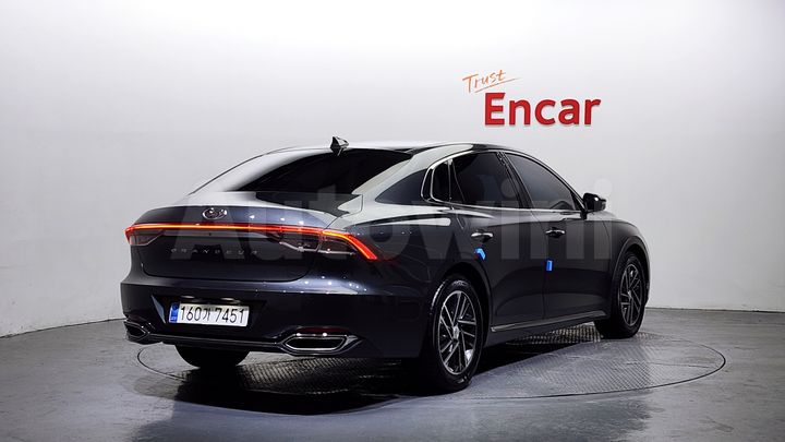 Hyundai Grandeur 2022 — 2