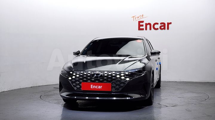 Hyundai Grandeur 2022 — 3