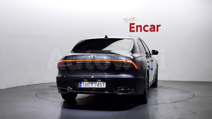 Hyundai Grandeur 2022 — 4