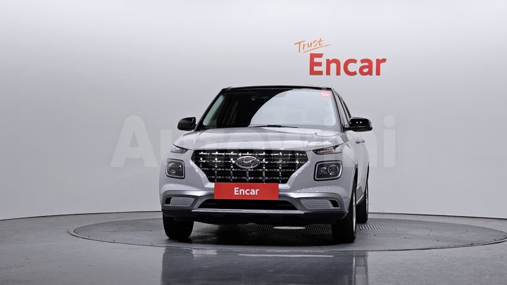 Hyundai Venue 2024 — 3