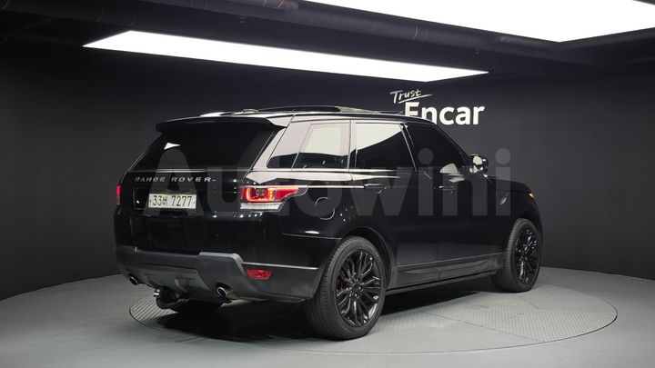 Land Rover Range Rover Sport 2016 — 2
