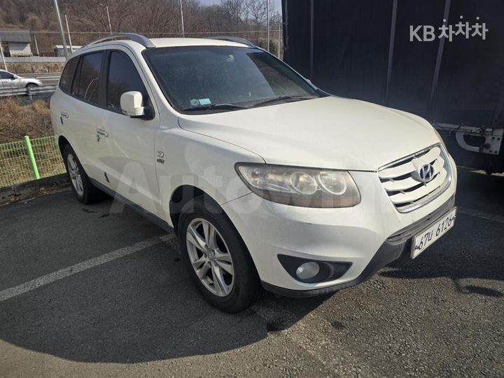 Hyundai SantaFe 2010 — 3