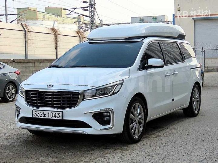 Kia Carnival 2019 — 2