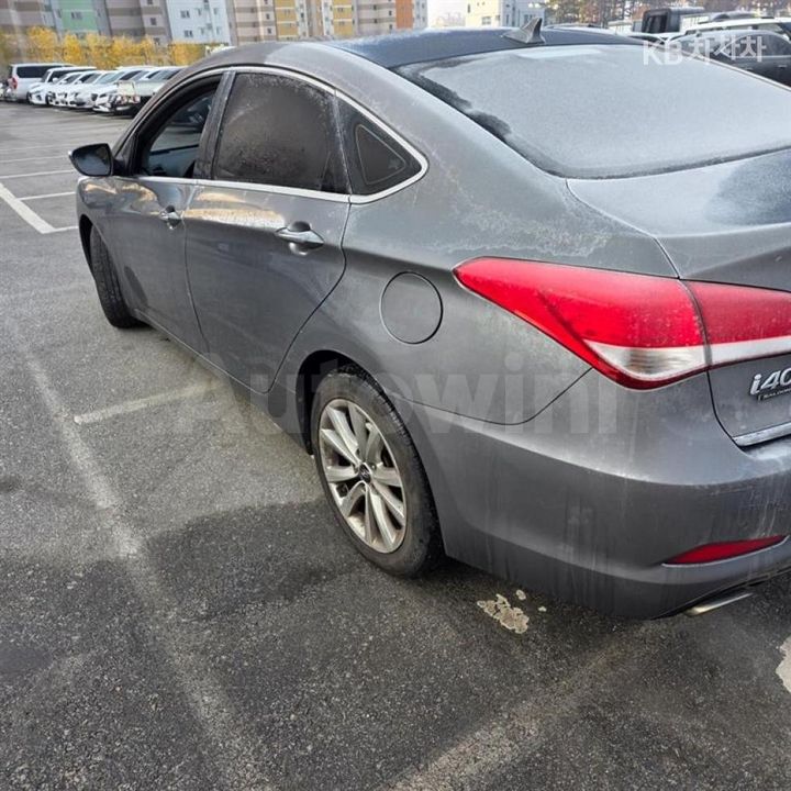 Hyundai i40 2012 — 5