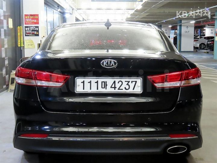 Kia K5 2017 — 5