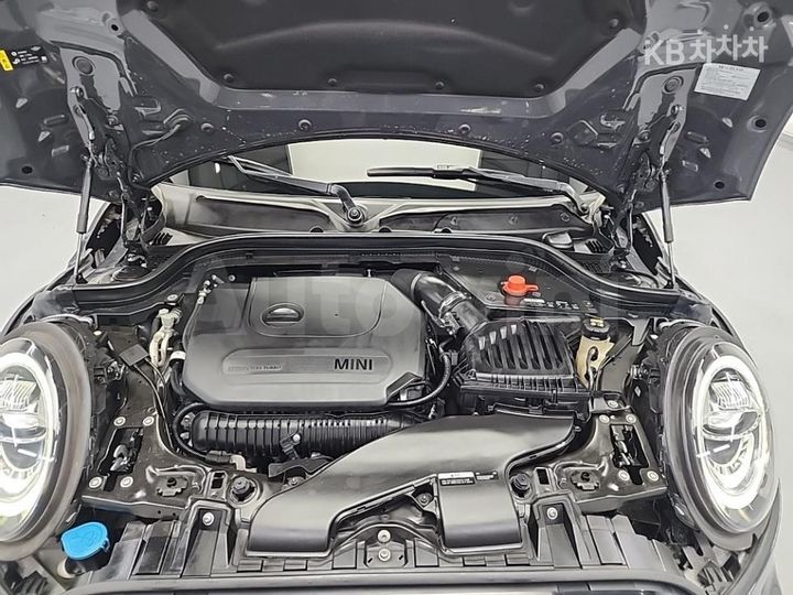 Mini Cooper 2020 — 5