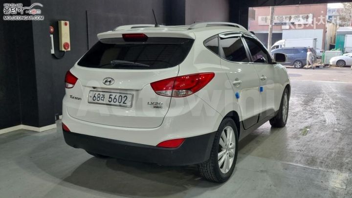 Hyundai Tucson 2013 — 2
