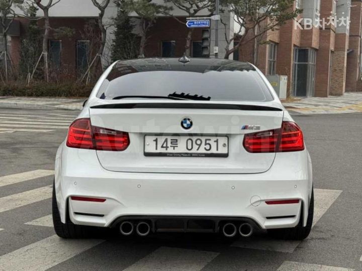 BMW M 2015 — 4