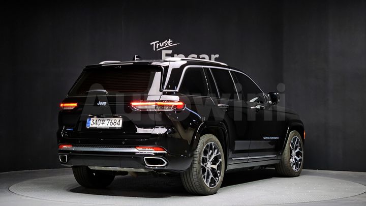 Jeep Cherokee 2023 — 2