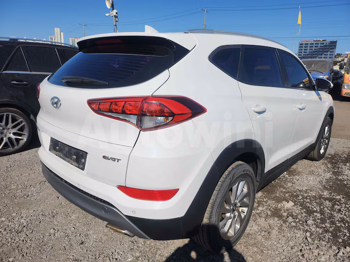 Hyundai Tucson 2017 — 5