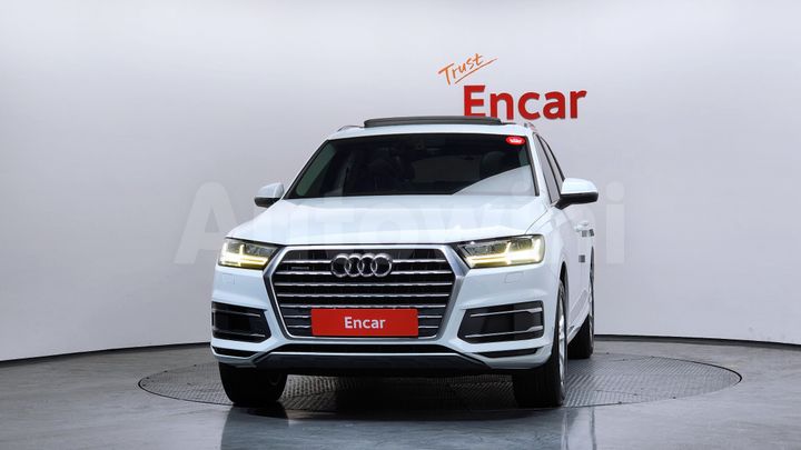 Audi Q7 2019 — 3