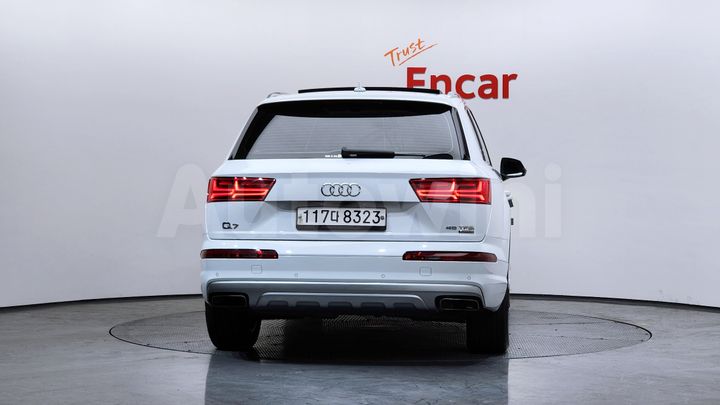 Audi Q7 2019 — 4