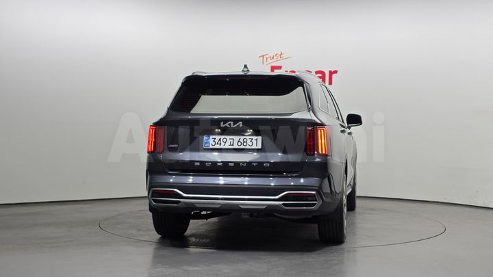 Kia Sorento 2022 — 4