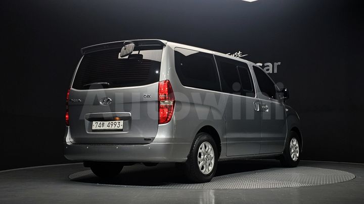 Hyundai Starex 2012 — 2