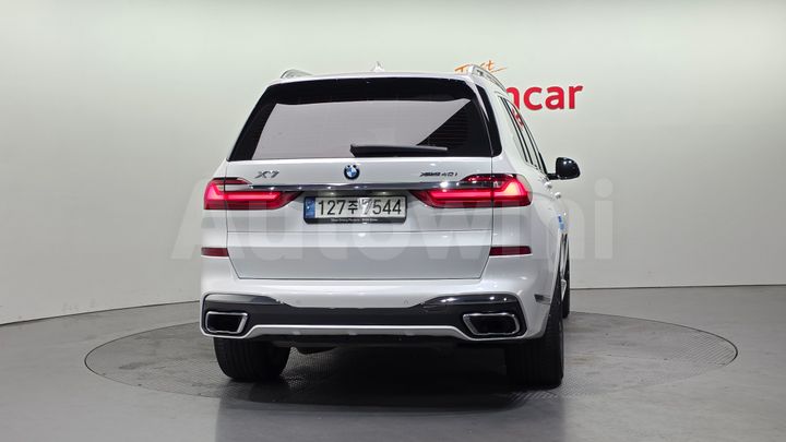 BMW X7 2021 — 4