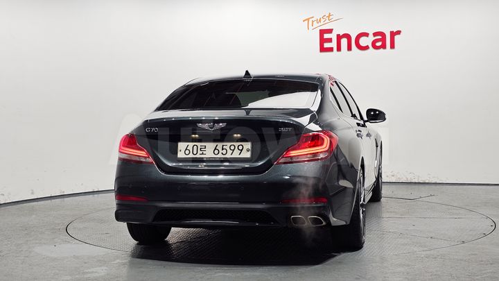 Genesis G70 2018 — 4