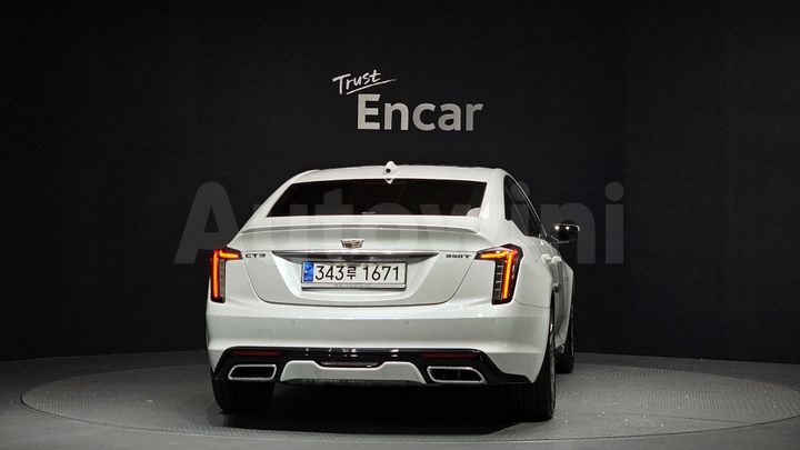 Cadillac CT5 2023 — 4