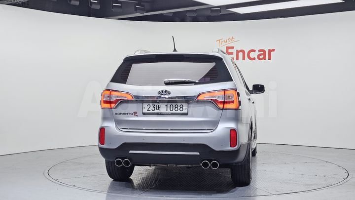 Kia Sorento 2014 — 4