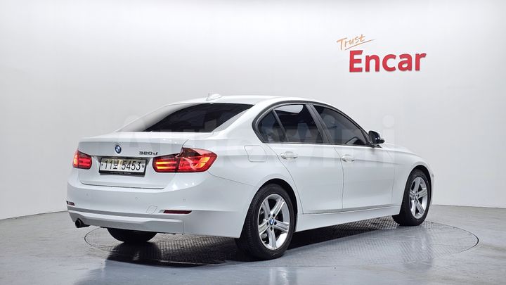 BMW 3 Series 2015 — 3