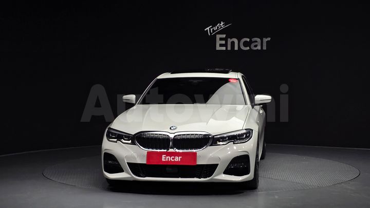 BMW 3 Series 2021 — 3