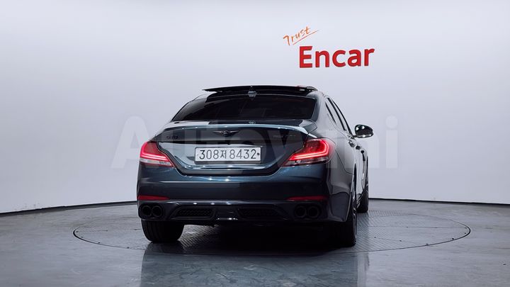 Genesis G70 2020 — 4