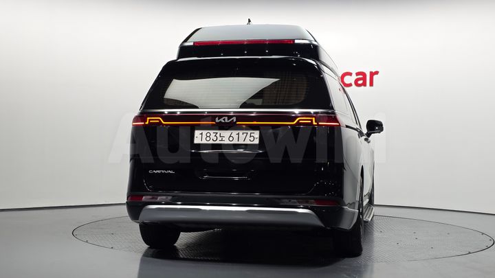 Kia Carnival 2022 — 4