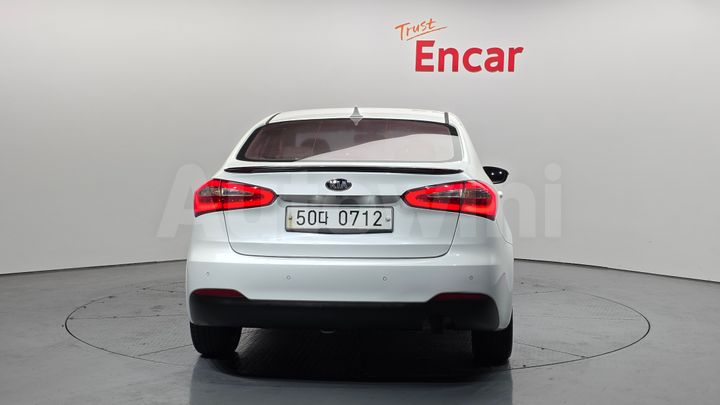 Kia K3 2015 — 4