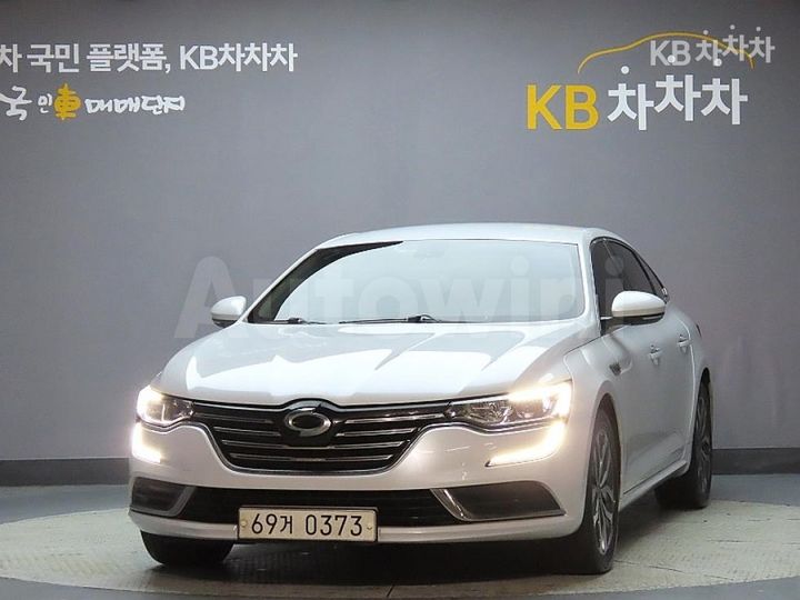 Renault SM6