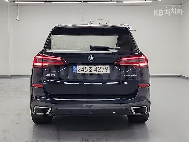 BMW X5 2022 — 3