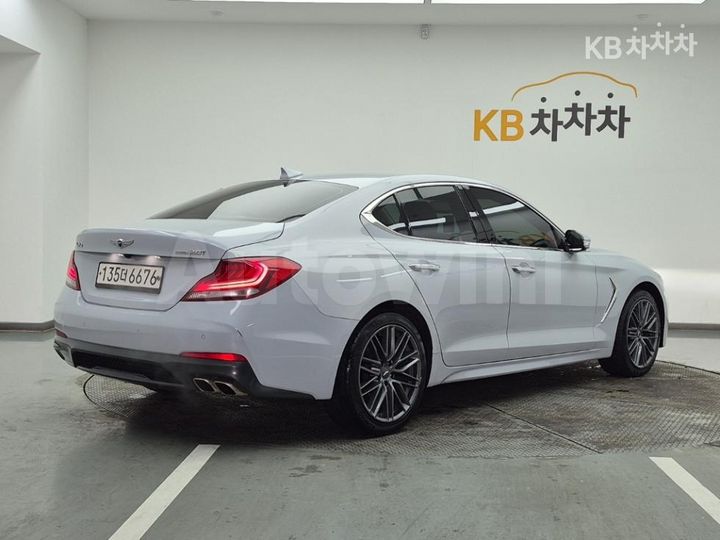Genesis G70 2018 — 4