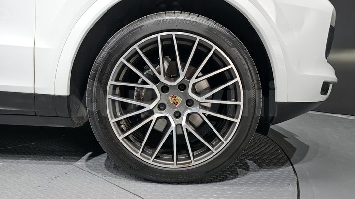 Porsche Cayenne 2021 — 5