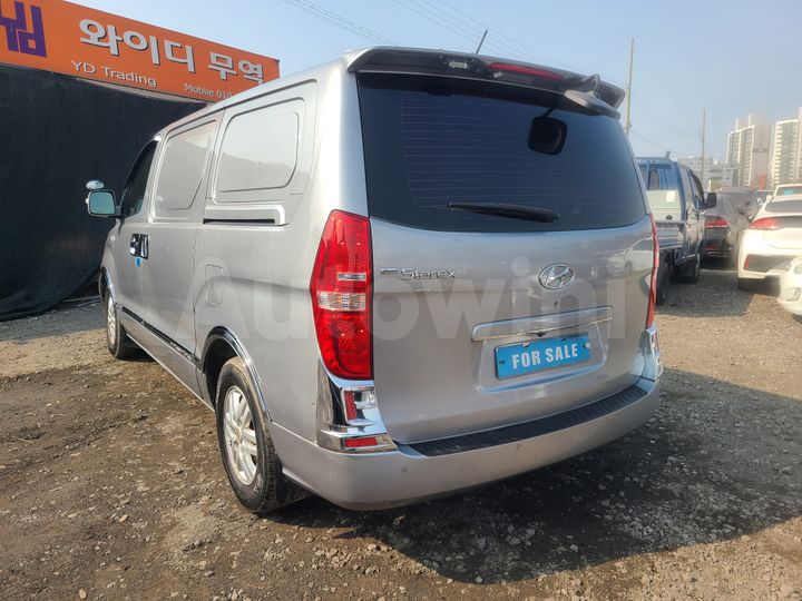 Hyundai Starex 2016 — 3
