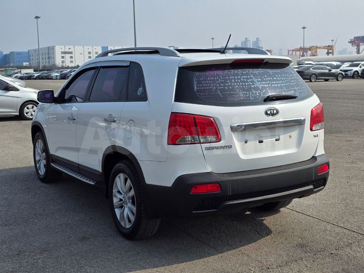 Kia Sorento 2010 — 4