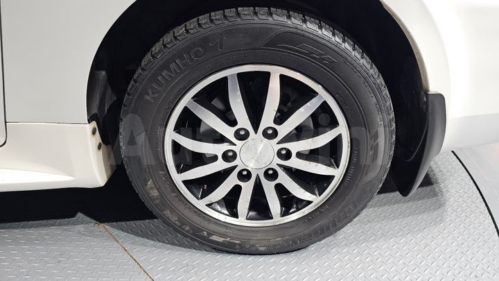 Kia Carnival 2013 — 5